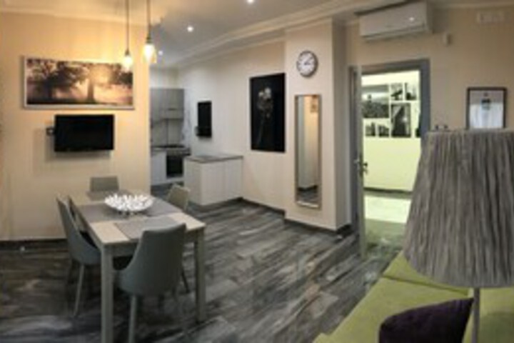 Room 43 of 82