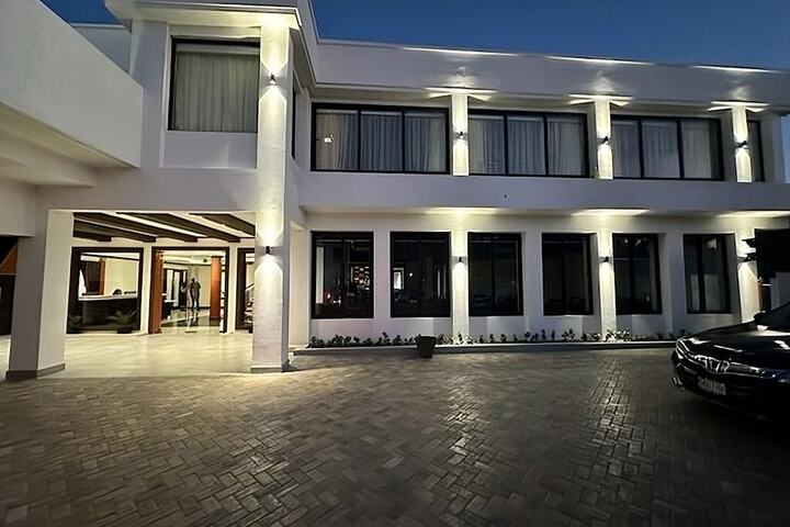 Hotel 83 of 83