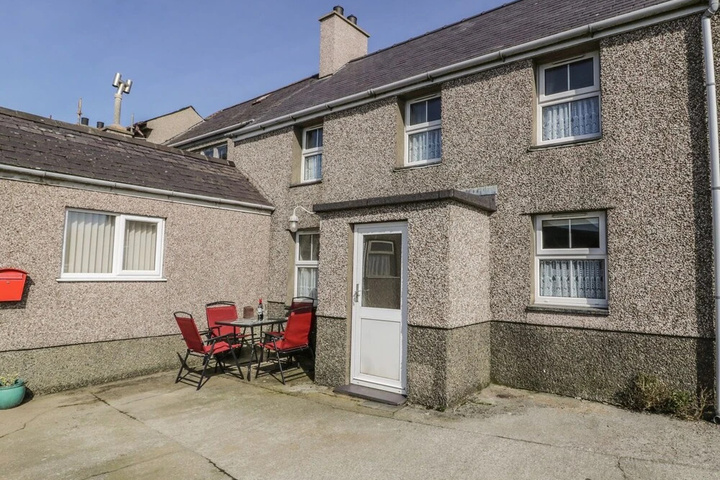 Plas Ffordd Pwllheli