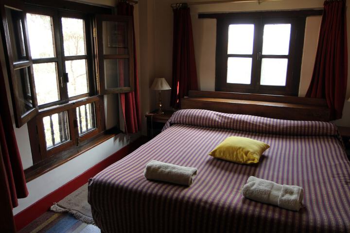 Room 10 of 30