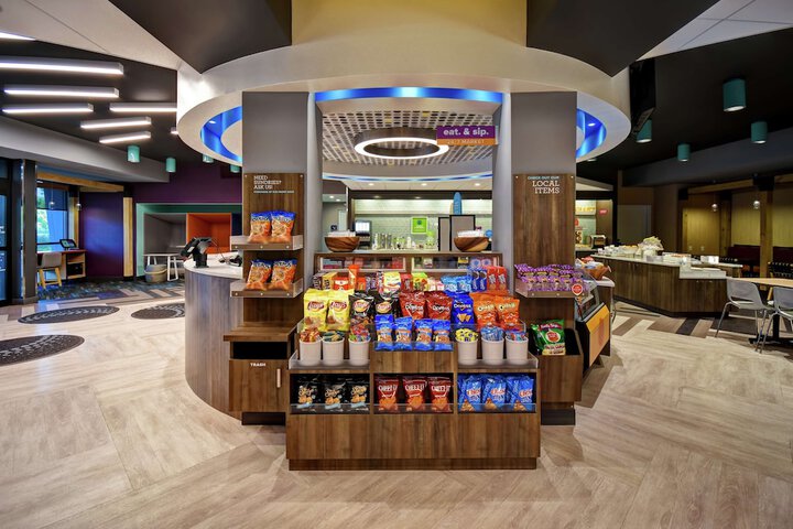 Snack bar