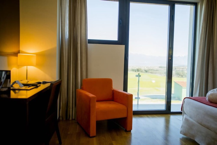 Room 18 of 75
