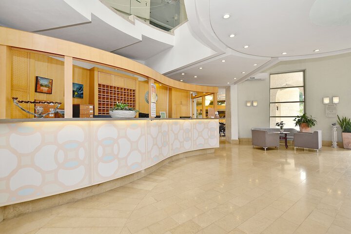 Hotel Interior 4 of 57