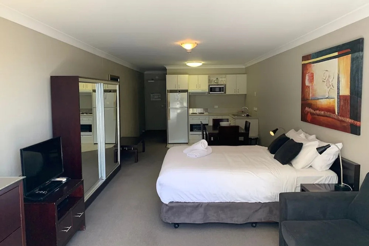 Room 2 of 13