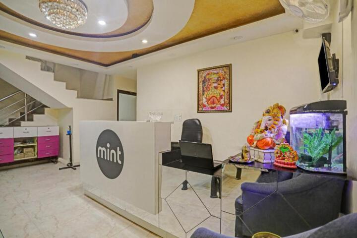 Hotel O Smile Residency Near Dwarka Sector 9 Metro Station