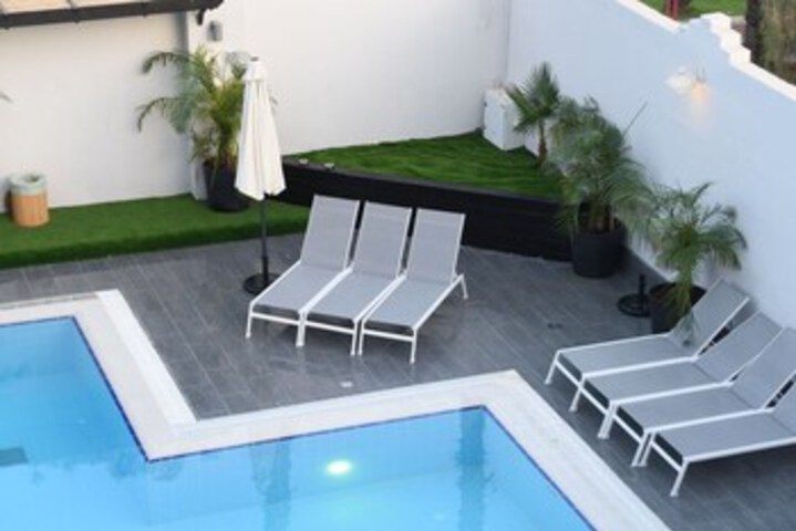 Pool 17 of 23
