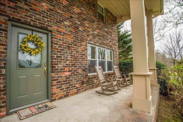 Terrace/Patio 4 of 16