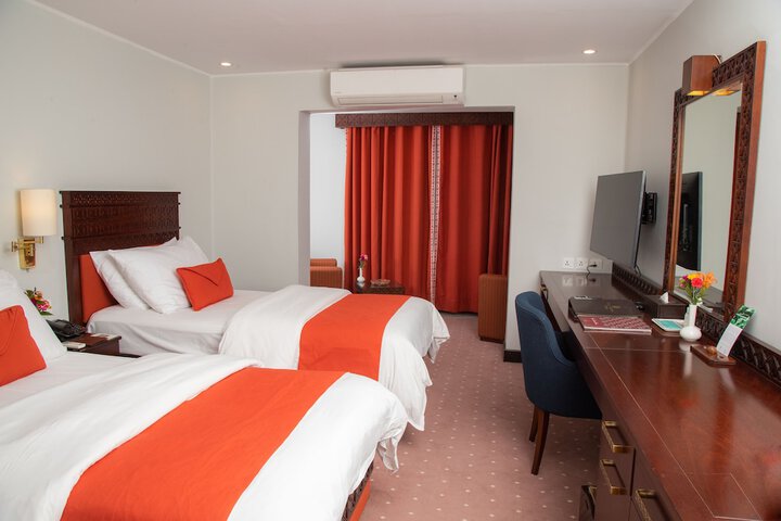 Room 12 of 49