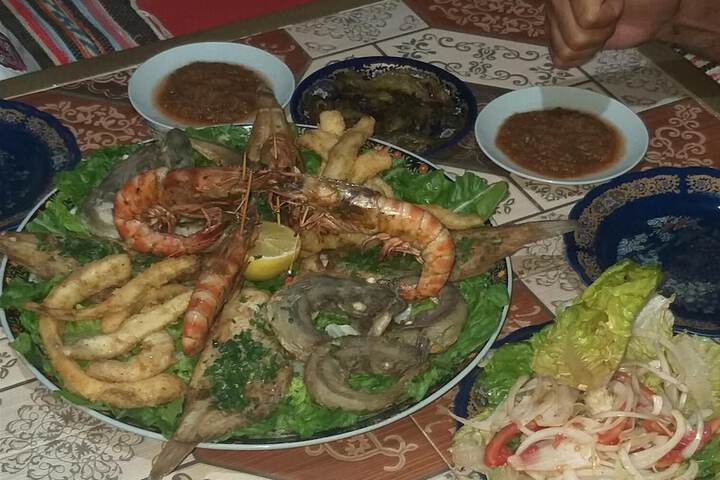 Dining 36 of 45