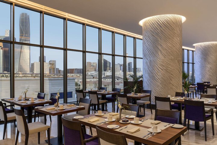 Dining 96 of 128
