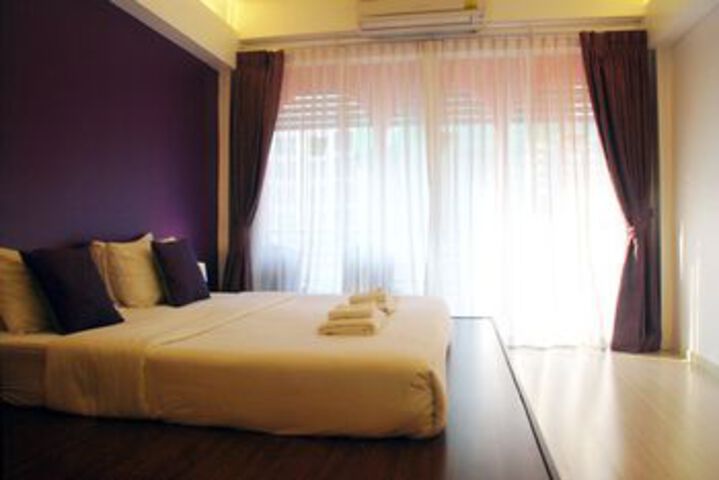 Hotel Suite Photo