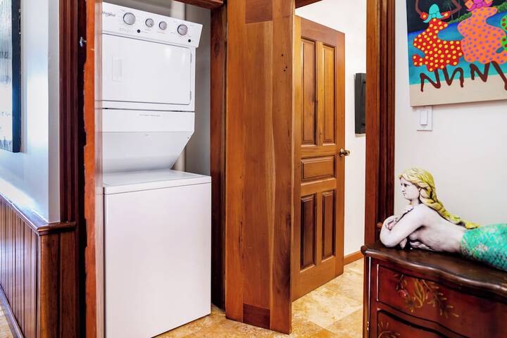 Laundry 606 of 927