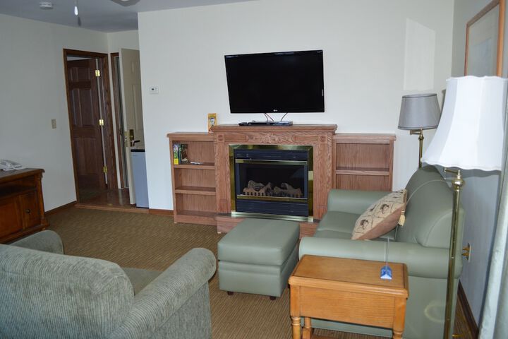 Room 46 of 79