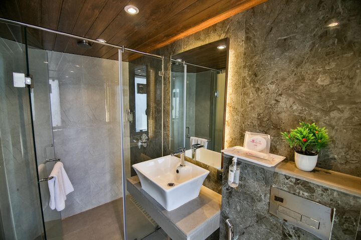 Clean Restrooms