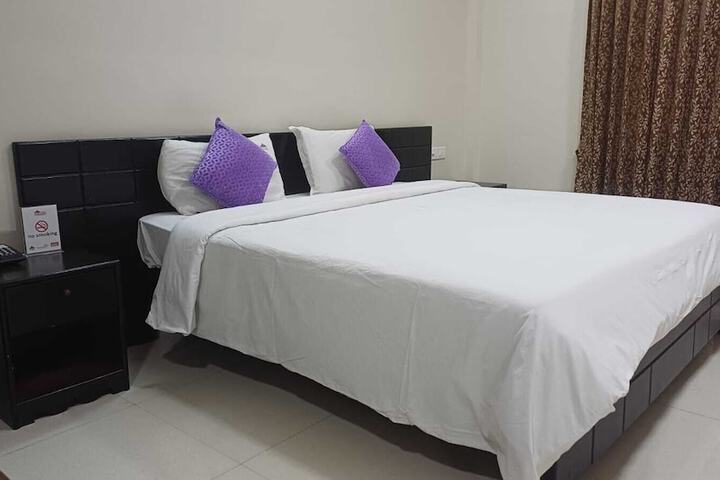 Room 28 of 95