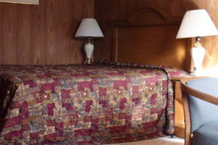 Room 17 of 50