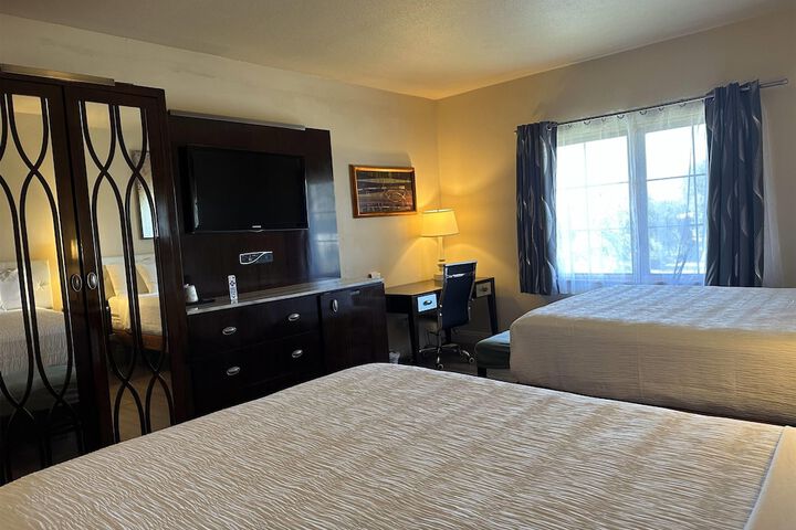 Room 28 of 80