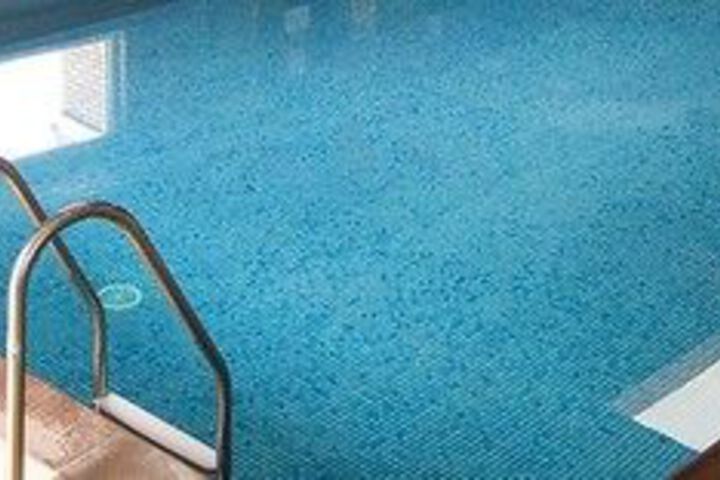 Pool 71 of 87