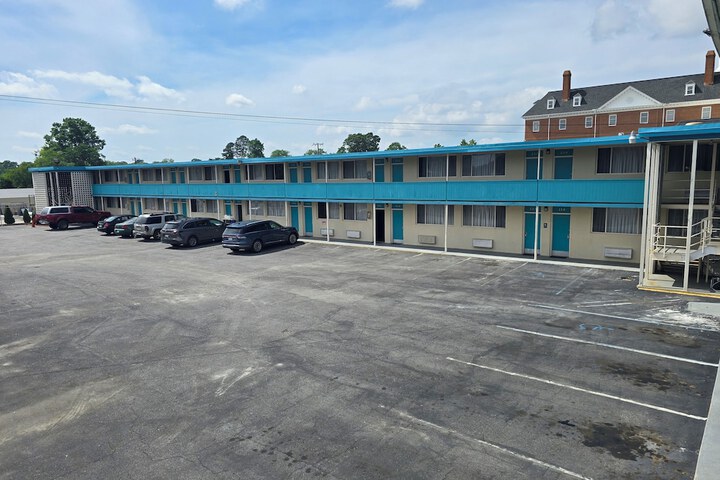 Property Grounds 19 of 21