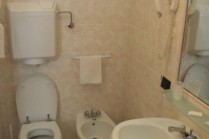 Room 20 of 50