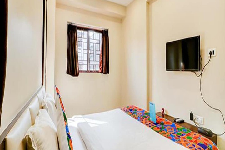 Room 12 of 23
