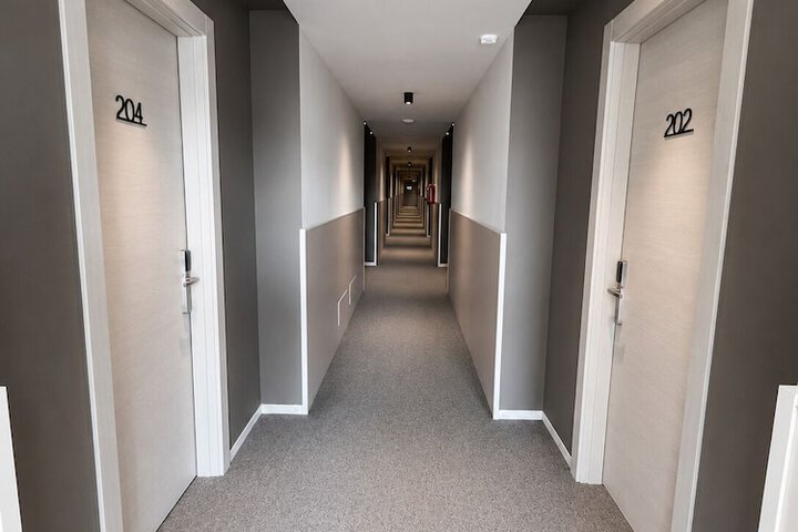 Ballroom/Hall 82 of 89