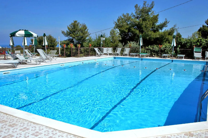 Pool 3 of 9
