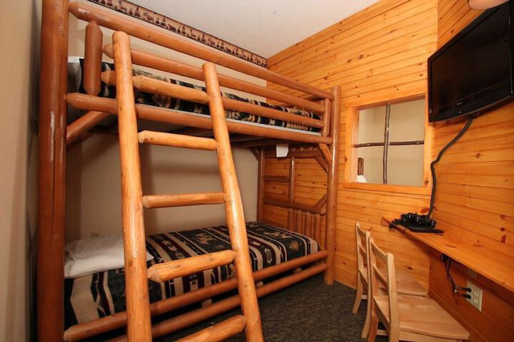 Room 3 of 30
