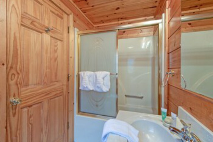 Room 20 of 110