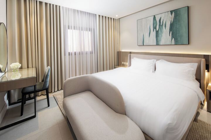 Room 20 of 33