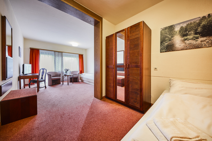 Room 19 of 74