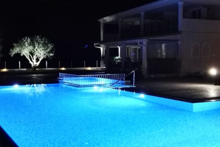 Pool 47 of 59