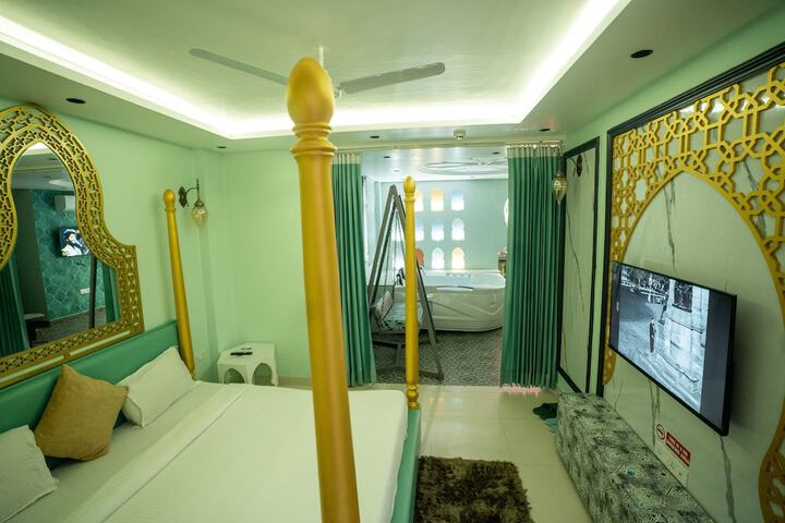 Room 34 of 149