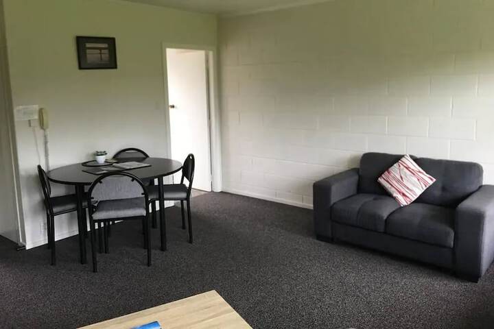 Room 27 of 62