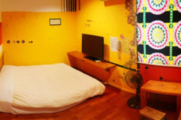 Room 75 of 107
