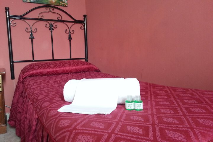 Room 10 of 29