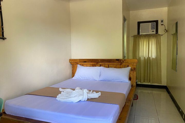Room 20 of 32