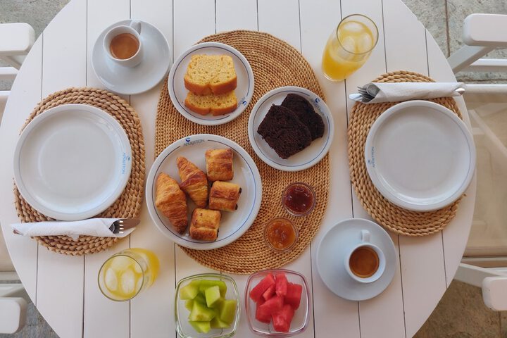 Breakfast/Coffee Service 40 of 53
