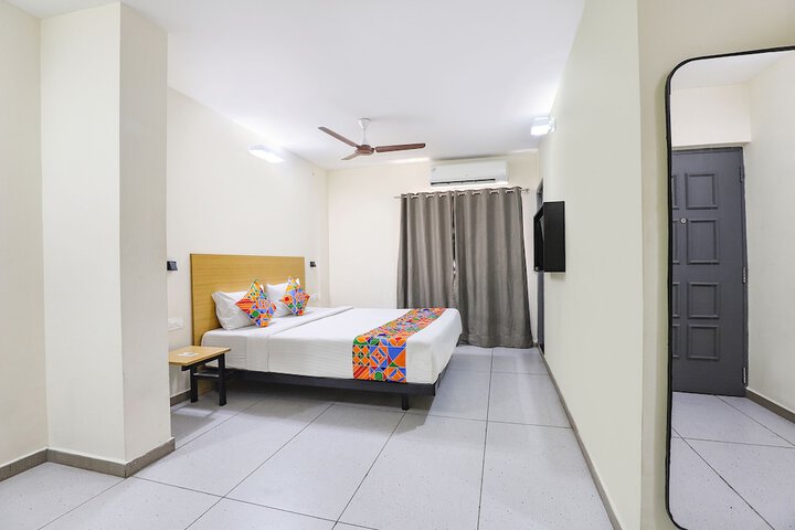 Room 21 of 33