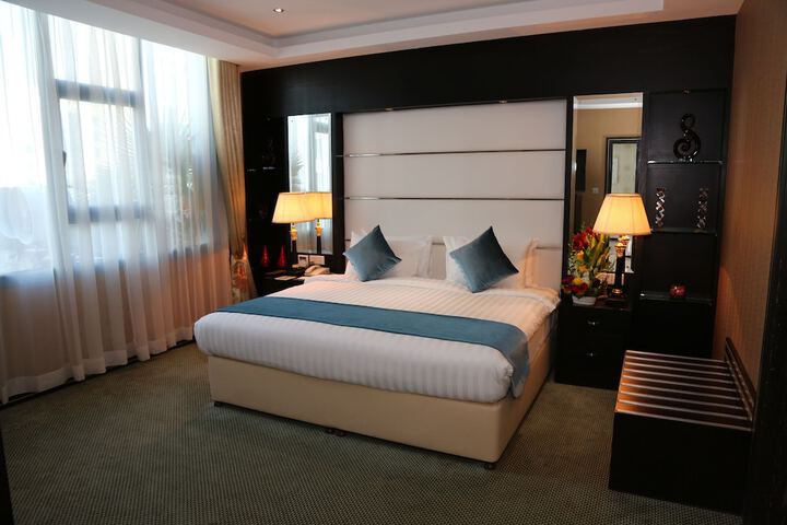 Room 30 of 62