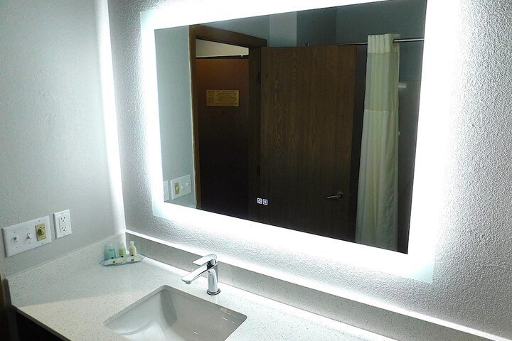 Room 29 of 50