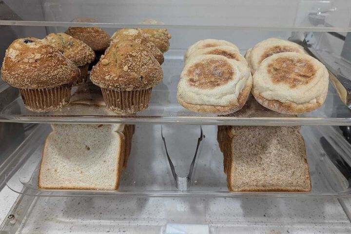 Breakfast/Coffee Service 80 of 103