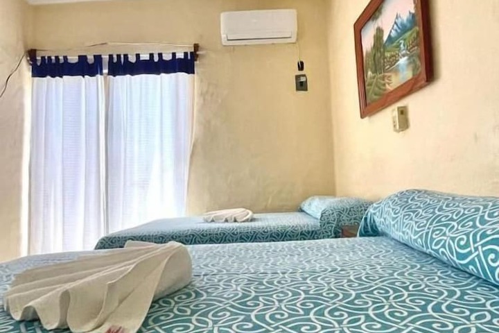 Room 5 of 17