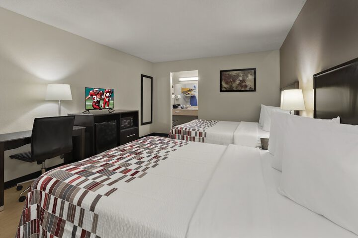 Deluxe 2 Queen Beds Second Floor (13 of 16)