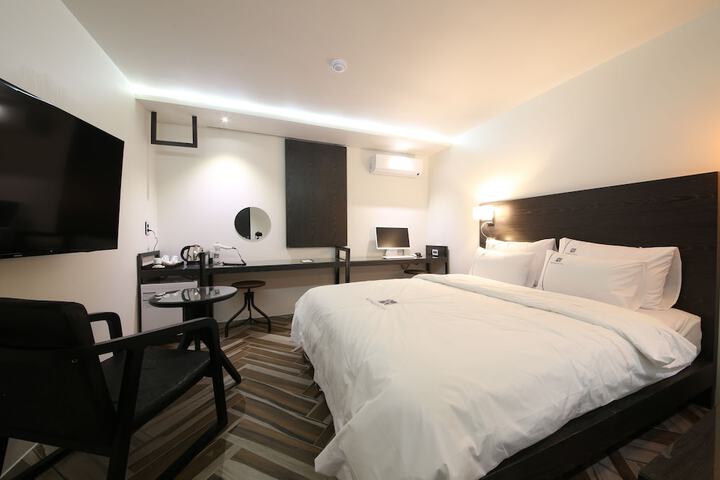 Room 41 of 70