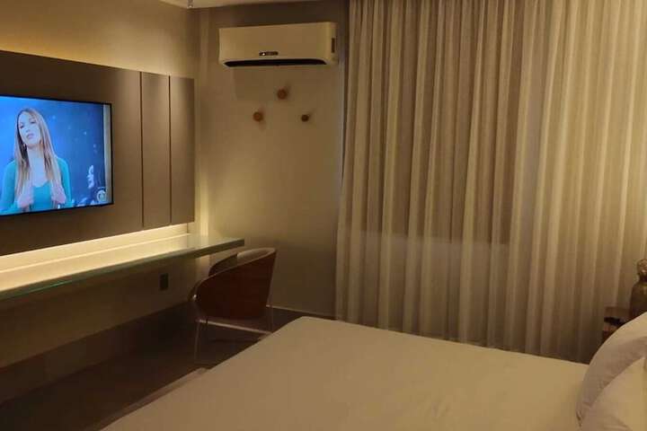 Room 14 of 35