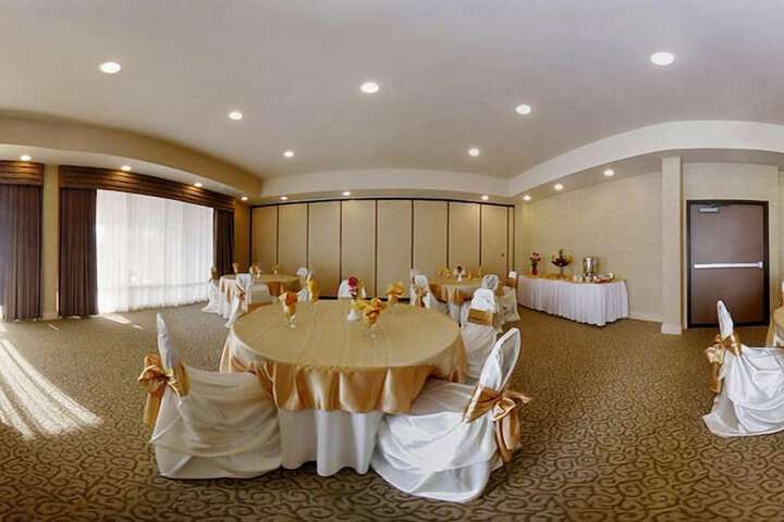 Banquet hall
