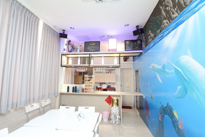 Room 206 of 246