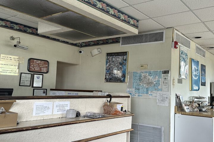 Guest Lobby