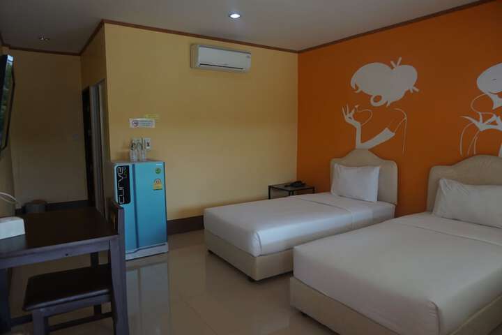 Room 6 of 54